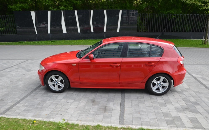 BMW Seria 1 cena 11500 przebieg: 303880, rok produkcji 2005 z Kraków małe 56
